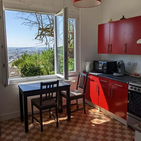 Hébergement de vacances House With Garden And View Of *