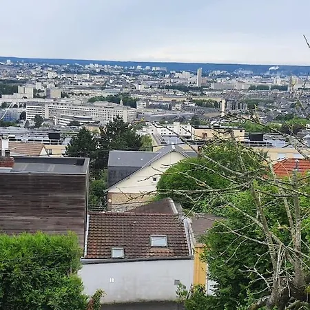 House With Garden And View Of Hébergement de vacances Rouen
